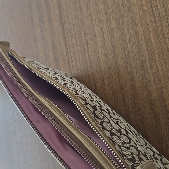 Coach Metalic Gold-Tone/ Brown Clutch - Picture 10 of 10